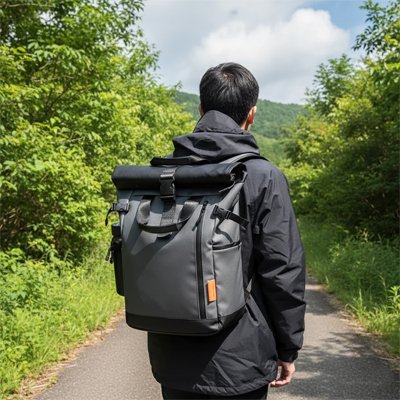 Sac a dos voyage  coutures solides et matériaux durables